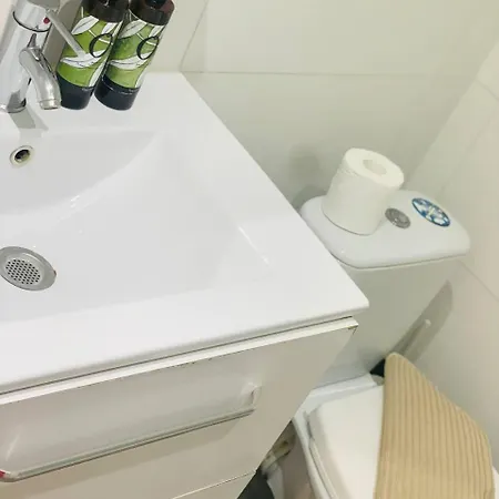 Apartment Ferber студия возле аэропорту в пешой доступности до моря